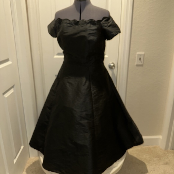 eShakti Black Silk Semi-Formal Dress - Size L - Picture 2 of 10